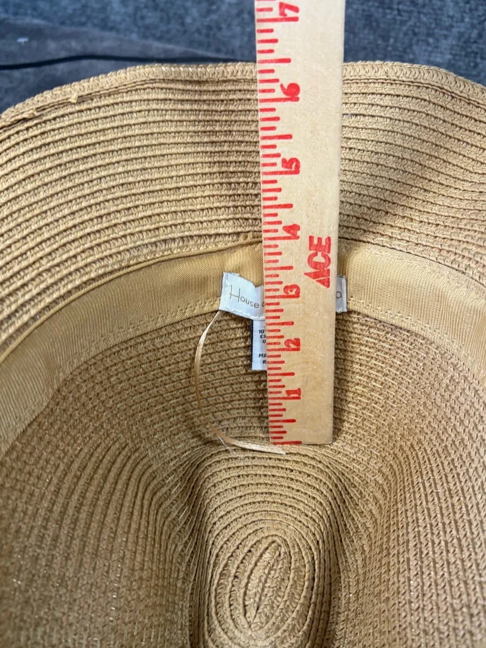 House of Harlow 1960 Tan Straw Fedora with Cream Crochet Band